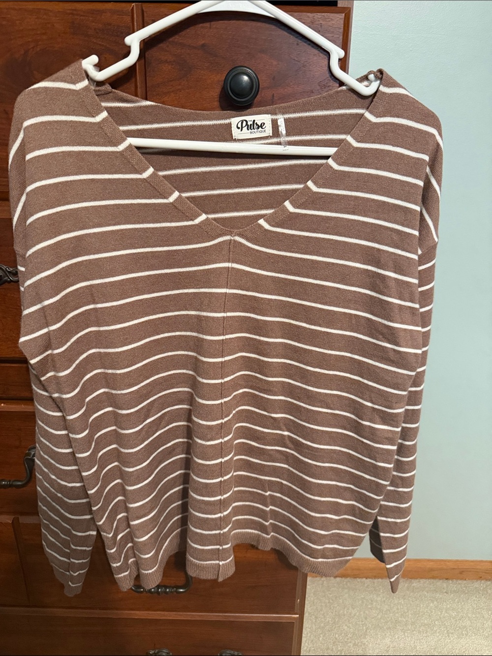 Brown vneck sweater